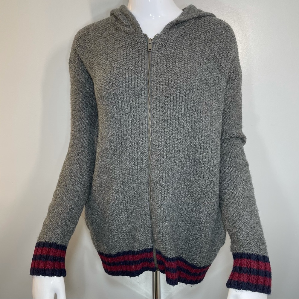 American Eagle gray zip up hoodie sweater